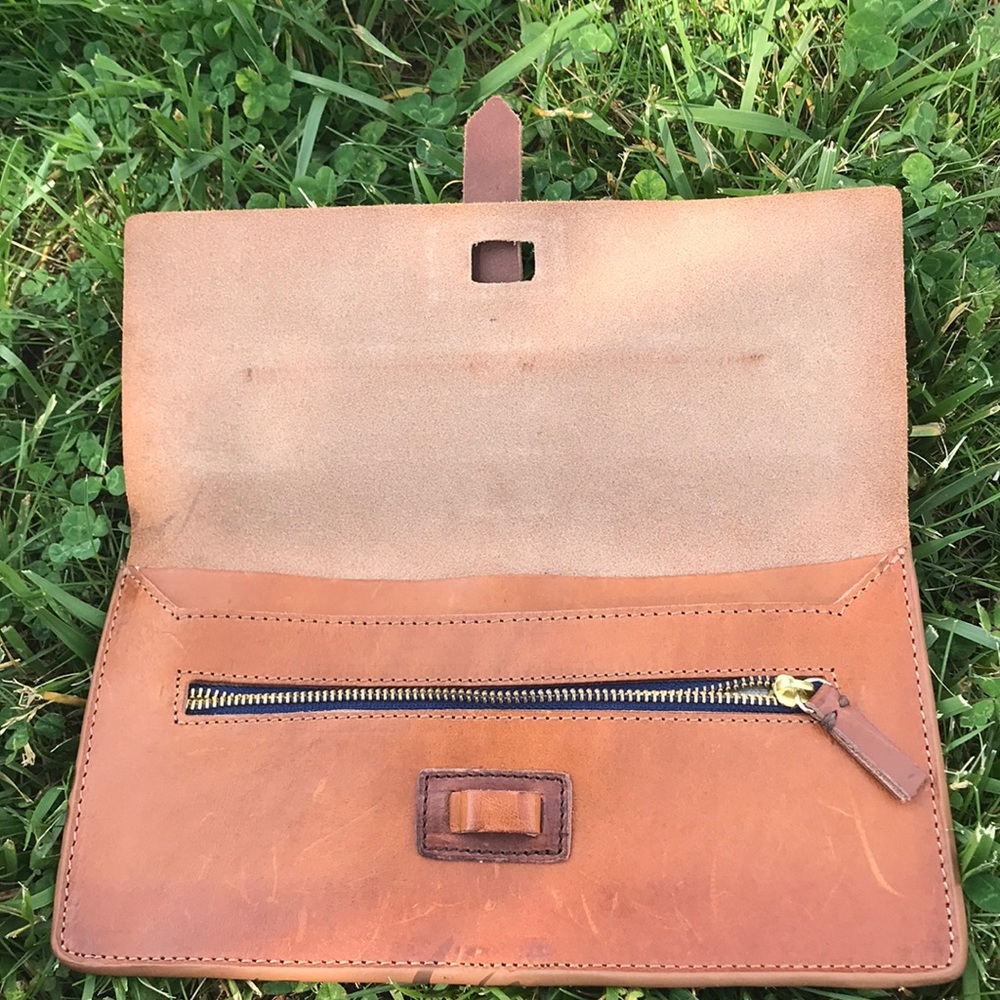 100% Genuine Leather Clutch